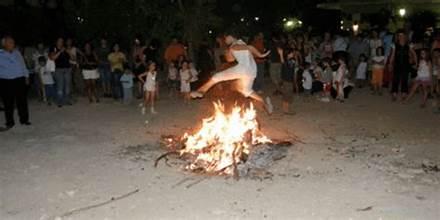 Έθιμο οι φωτιές του Αη-Γιάννη